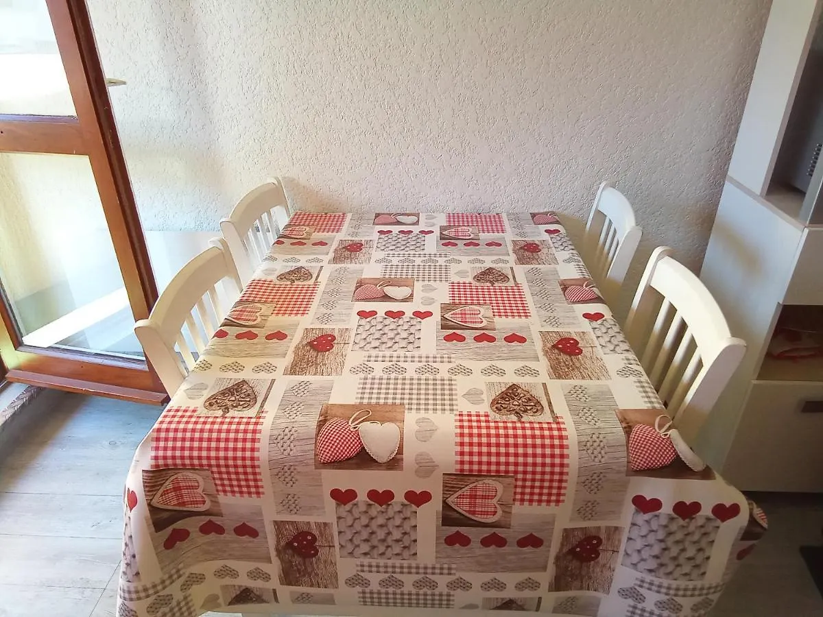 Appartamento Studio St Lary village-vue montagne. Saint-Lary-Soulan