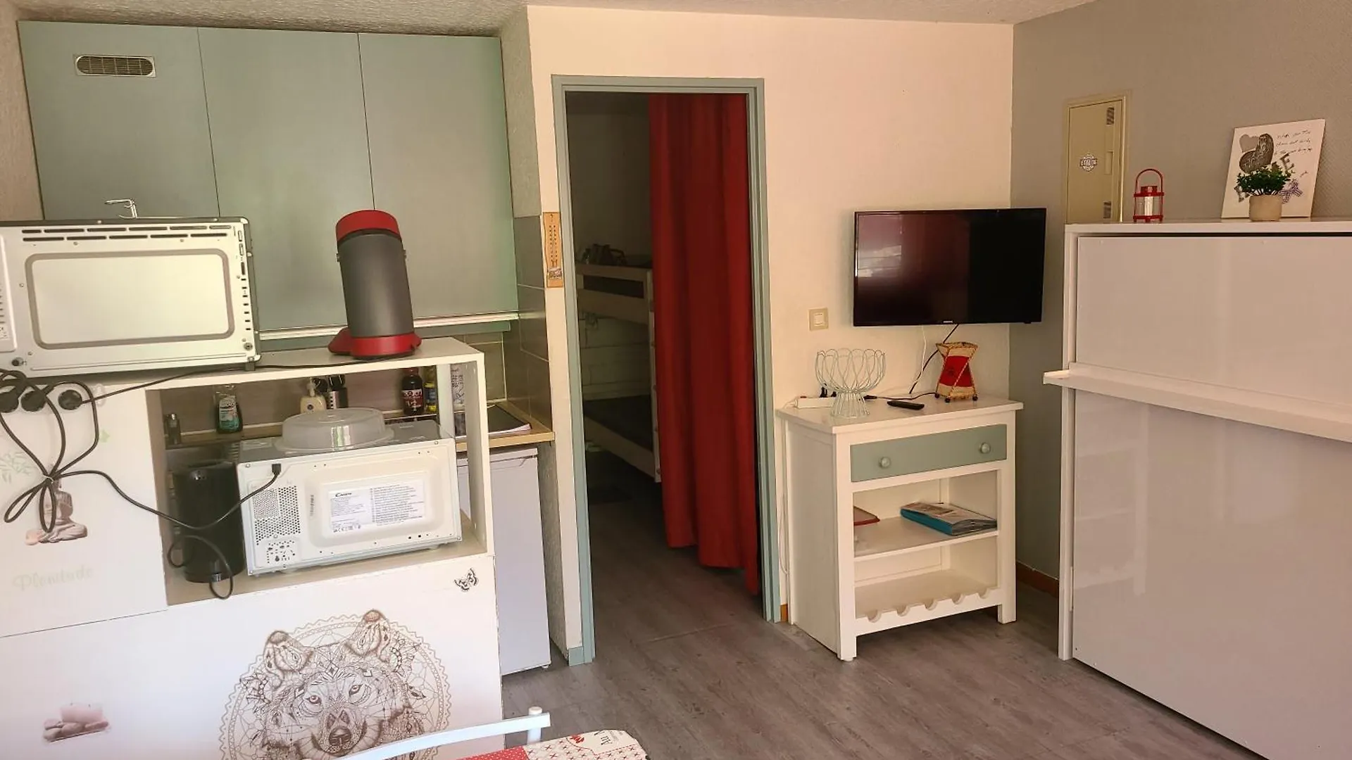 Studio St Lary village-vue montagne. Saint-Lary-Soulan Appartamento